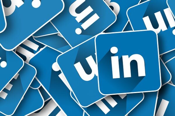 LinkedIn come strumento di personal branding e ricerca di un nuovo lavoro.